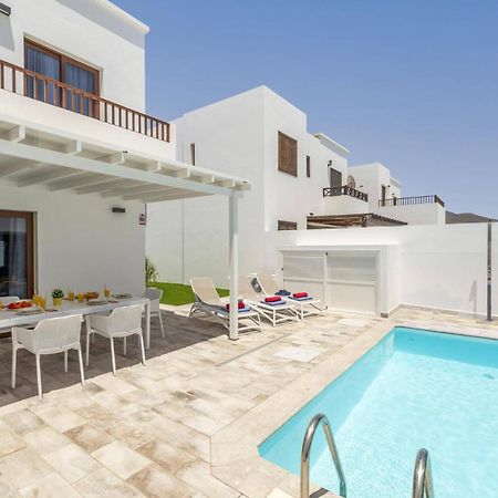 Villa Omura By Villa Plus بلايا بلانكا المظهر الخارجي الصورة