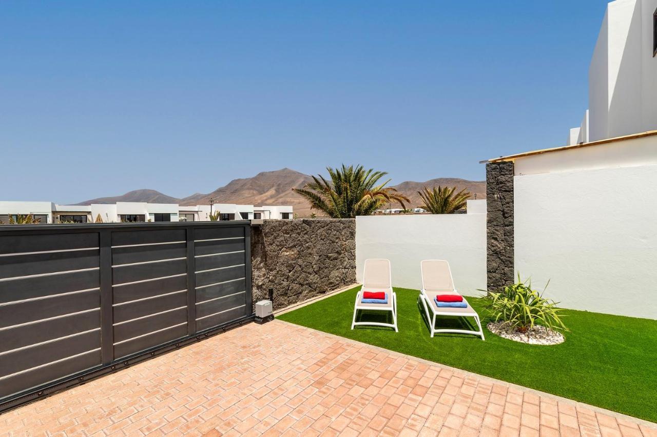 Villa Omura By Villa Plus بلايا بلانكا المظهر الخارجي الصورة