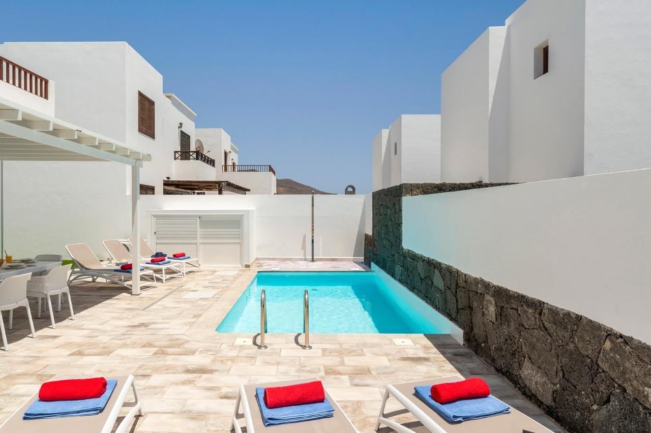 Villa Omura By Villa Plus بلايا بلانكا المظهر الخارجي الصورة