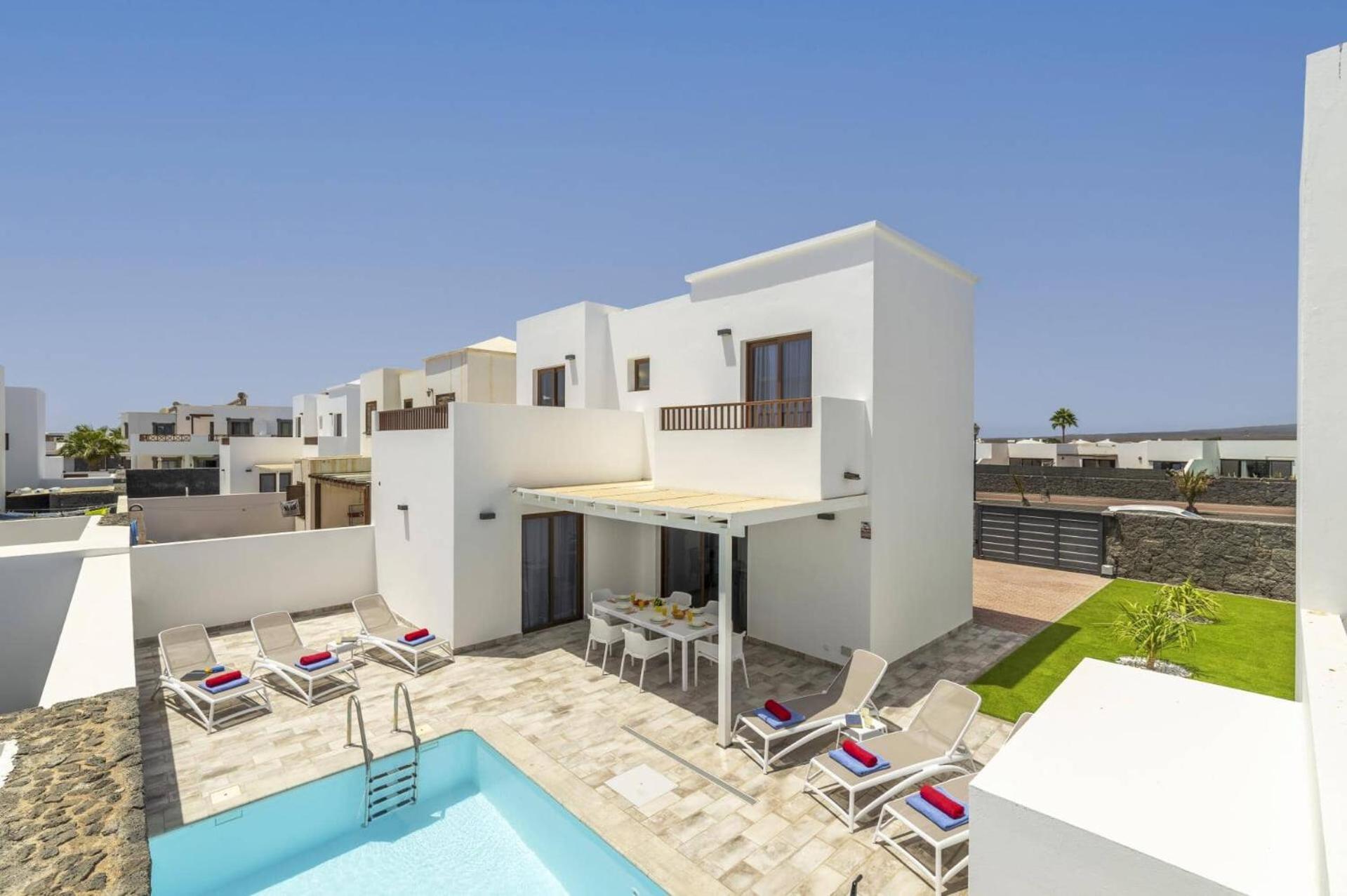 Villa Omura By Villa Plus بلايا بلانكا المظهر الخارجي الصورة